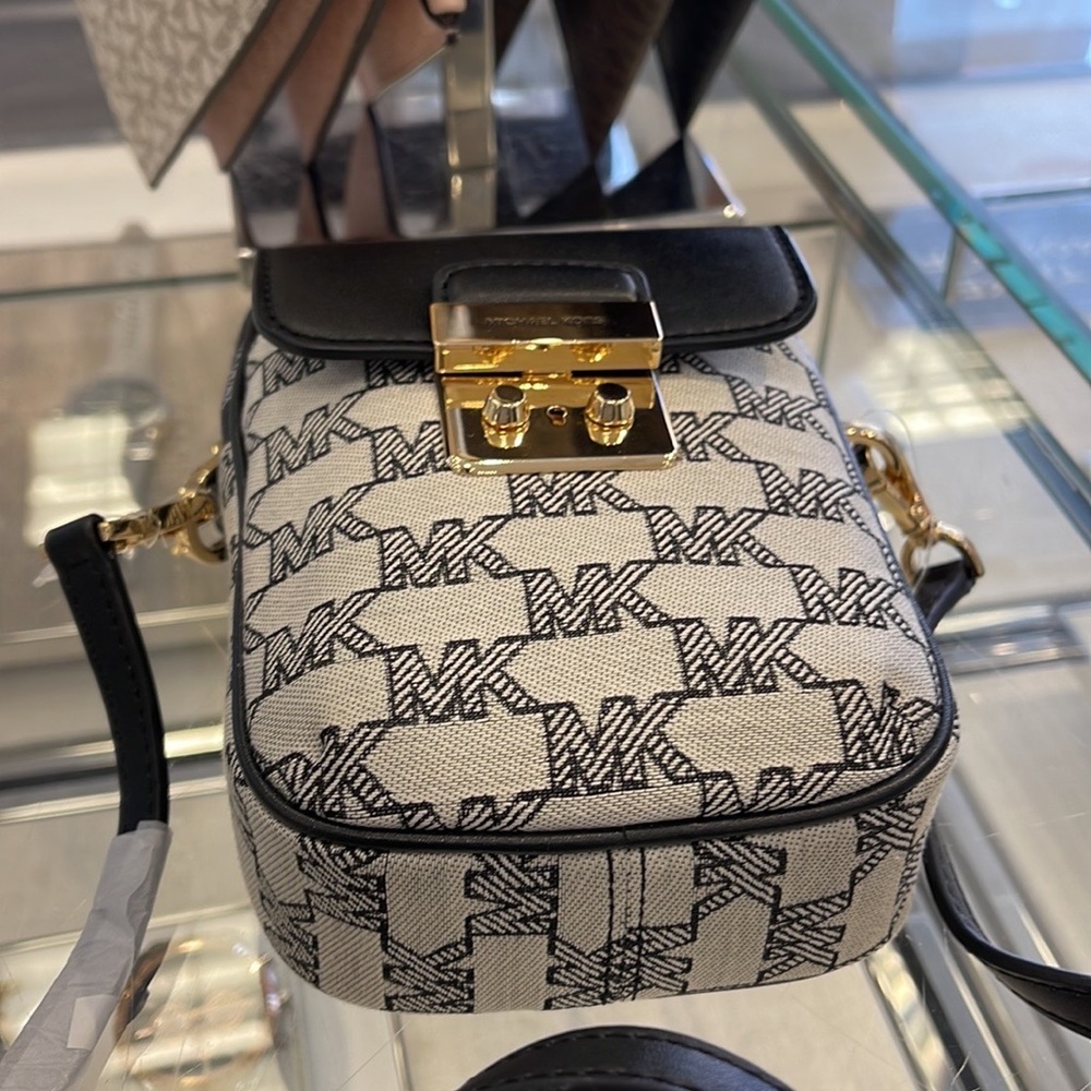 Michael Kors Sloan Editor Small Phone Logo Jacquard Crossbody
Black Multi - Picture 12 of 16